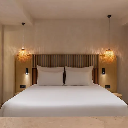 Hotel Radisson Blu Hotel, *